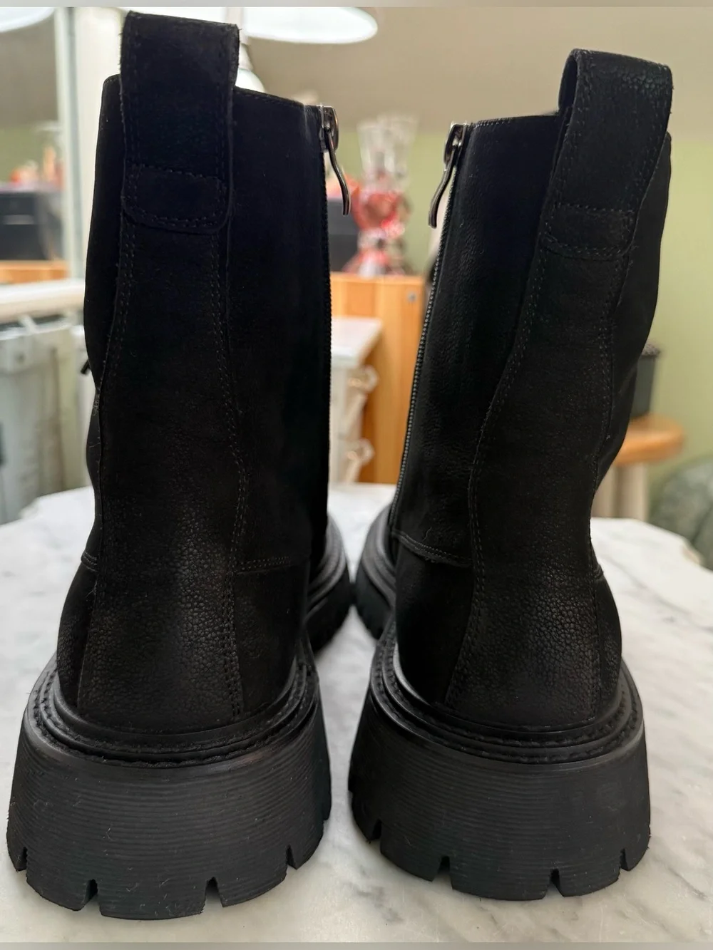 Steve Madden Walvia Nubuck Lug Sole Work Boots Size 11 NWOT